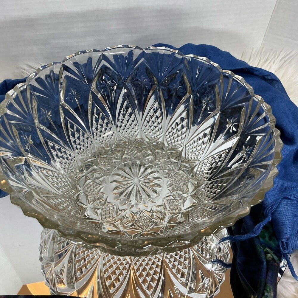 VTG Shimmer Fine Crystal Serving Bowl 8.25”